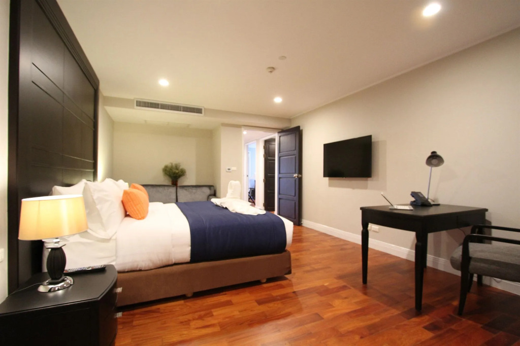 GM Complex Apartment