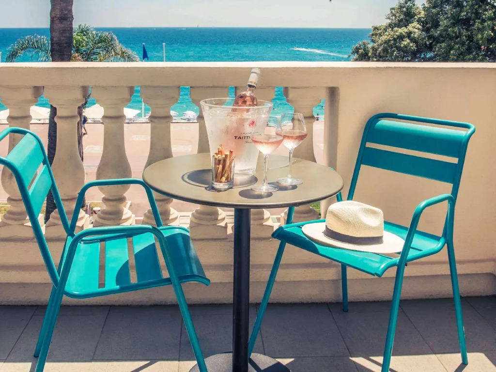 Mercure Nice Marché Aux Fleurs