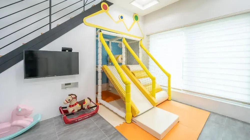 Gapyeong Ttonggangaji Kids Poolvilla