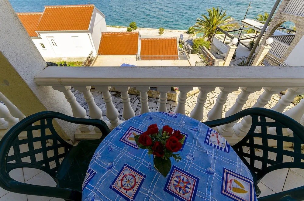 Apartments Krusica