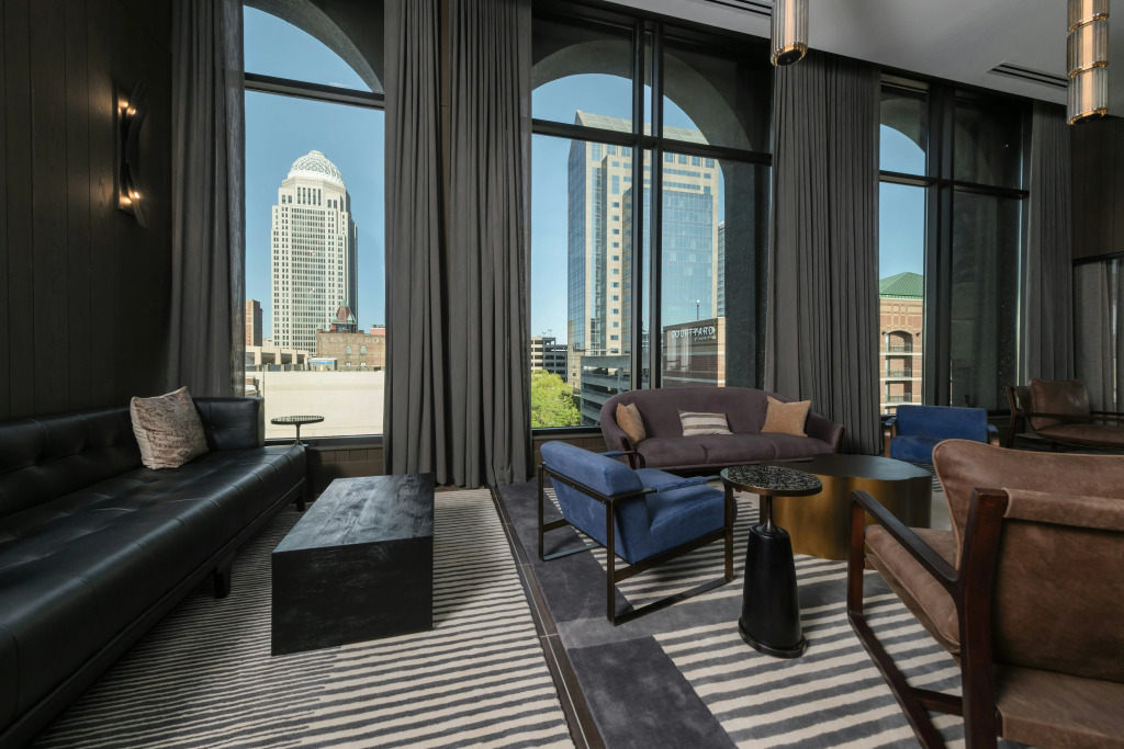 Hotel Bourre Bonne Louisville, Curio Collection by Hilton