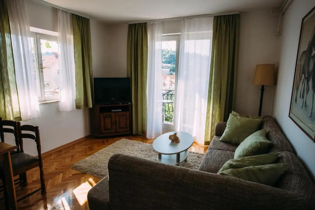 Apartments Ivana