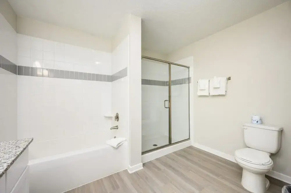 New Modern Vista Cay Reserve Condo - 6003