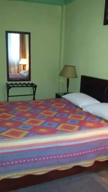 The Lions Den Hotel