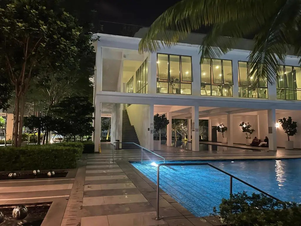 Exclusive Studio in Cyberjaya {Pool View}