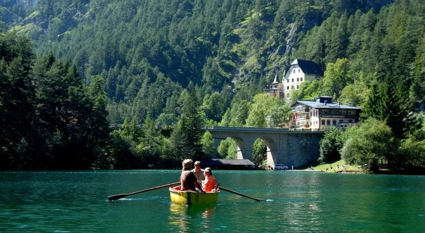 Schloss Hotel Fernsteinsee