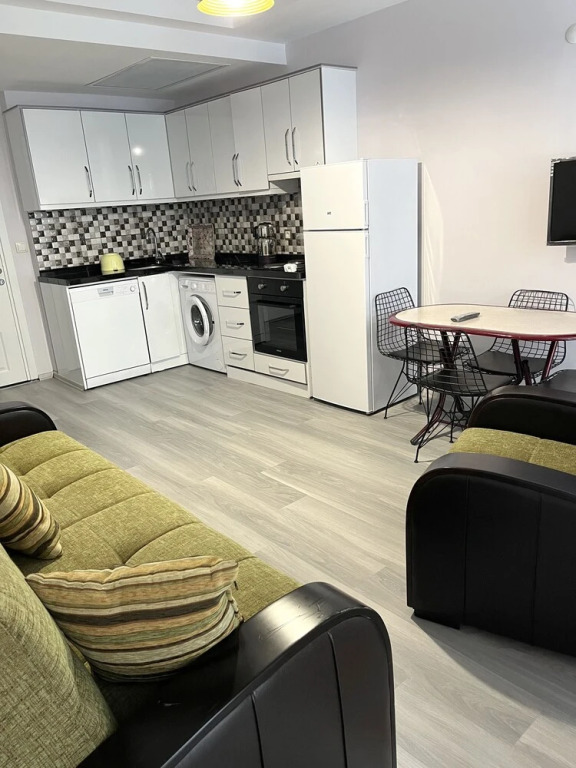 Tsira Suite