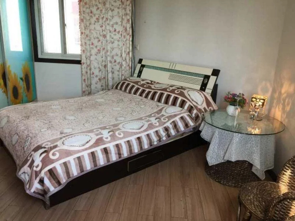 Kunming Harbor Home Hostel