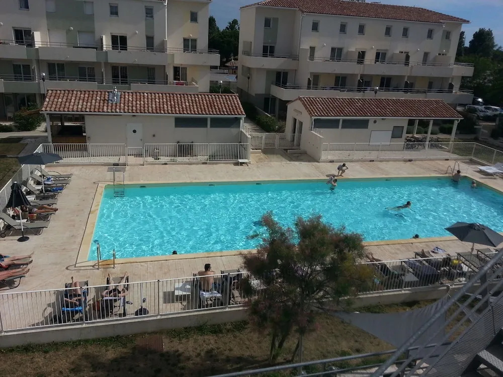 Modern apartment between Grau-du-Roi and Port-Camargue