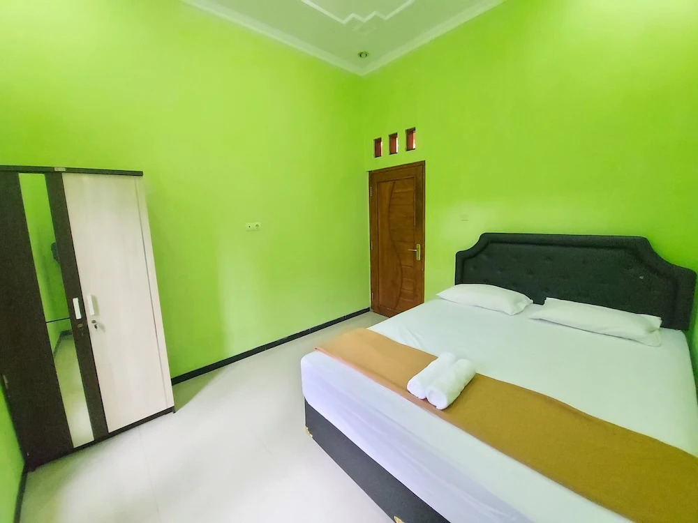Tentrem Homestay by FH Stay