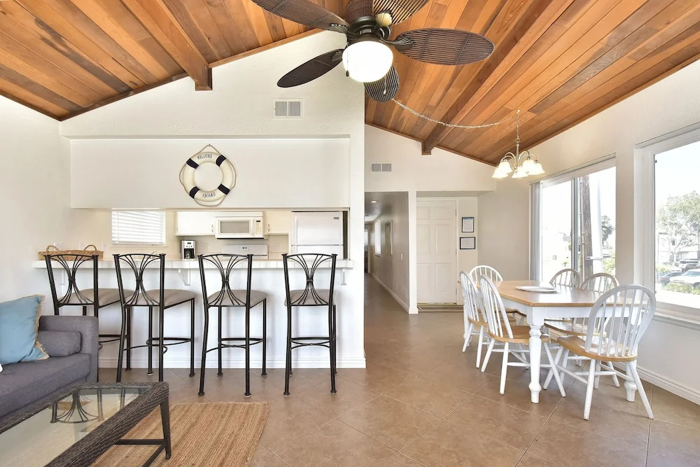 129 27th St B 3 Bedroom Duplex