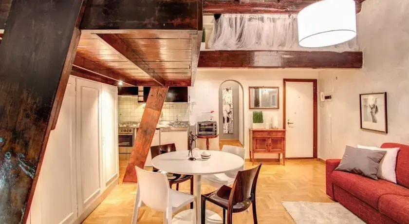 Luxury and Romantic Apartment In Piazza Farnese
