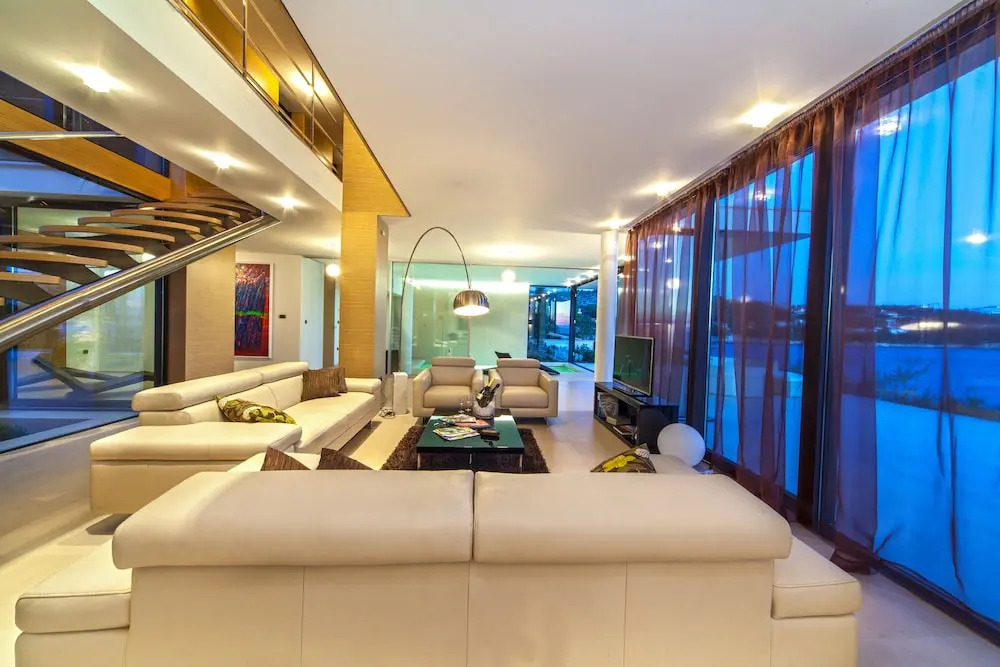 Golden Rays Luxury Villas & Apartments