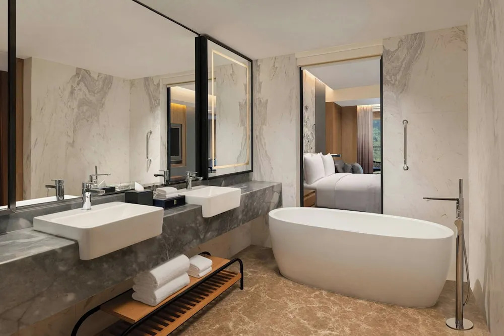Le Méridien Dehradun Resort & Spa