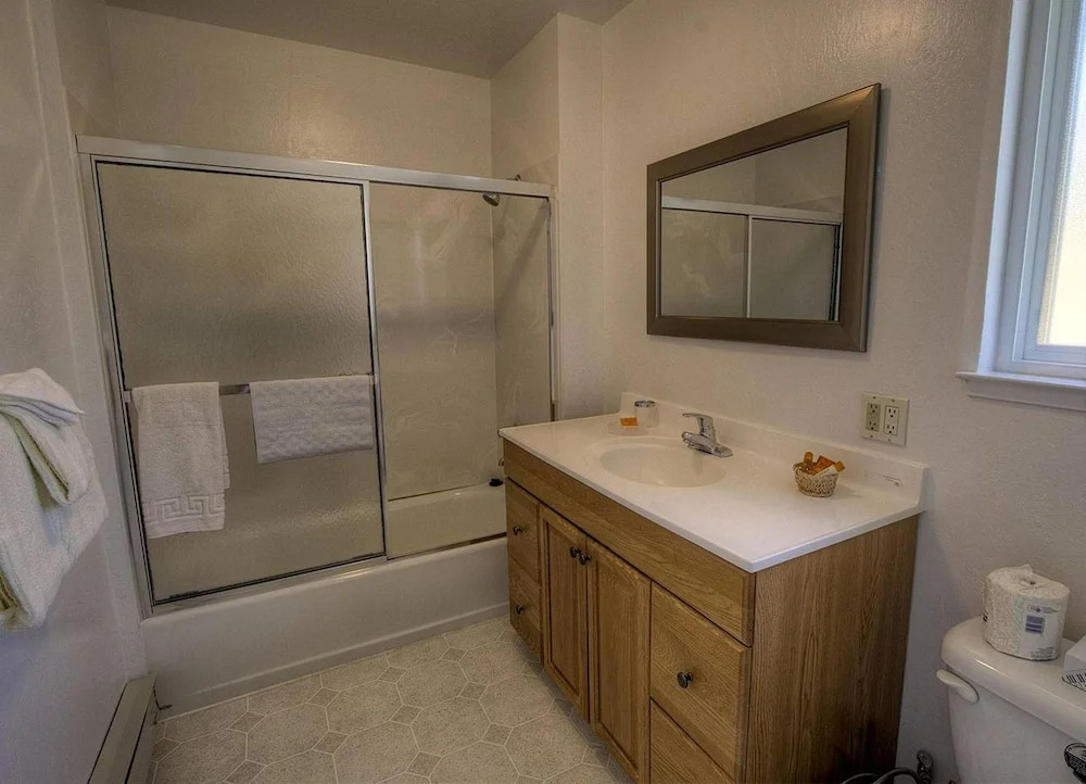 Heavenly Lake View Retreat by Lake Tahoe Accommodations