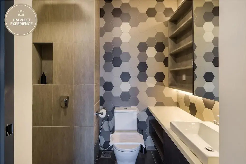 Ceylonz Suite KLCC, Travelet