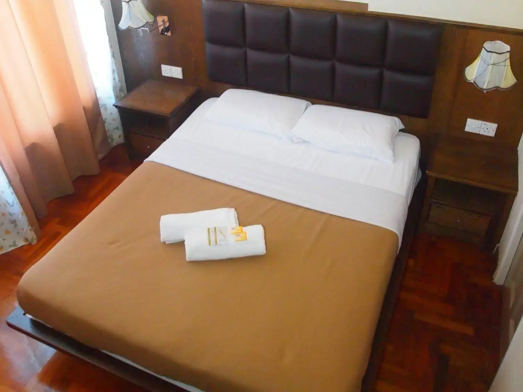 Century Suria Service Apartment (Private Residential) 1