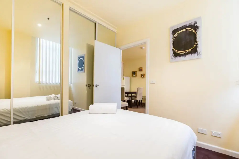 ELIZA, 2BDR Melbourne Apartment