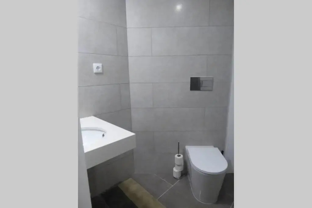 Luminous Central Apartment