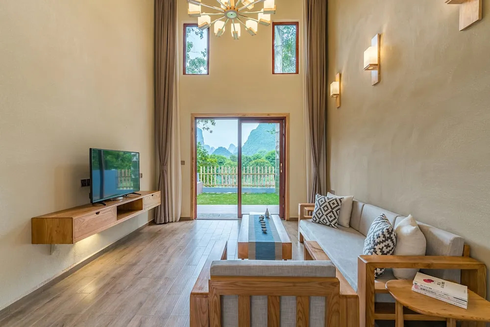 Moon Villa