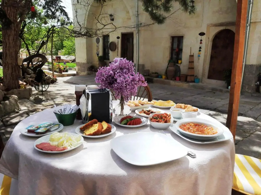 ARMEsos Cave Hotel