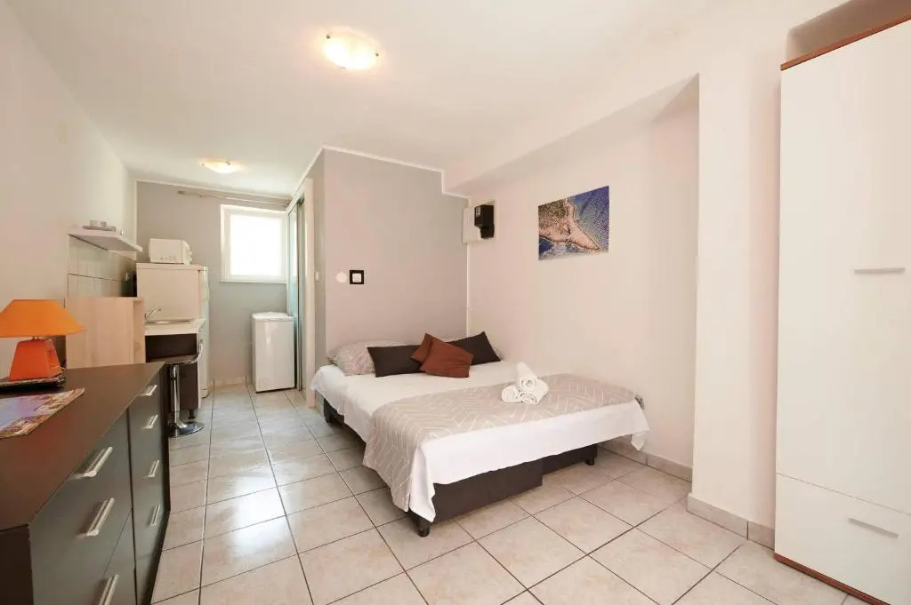 Apartments Lea