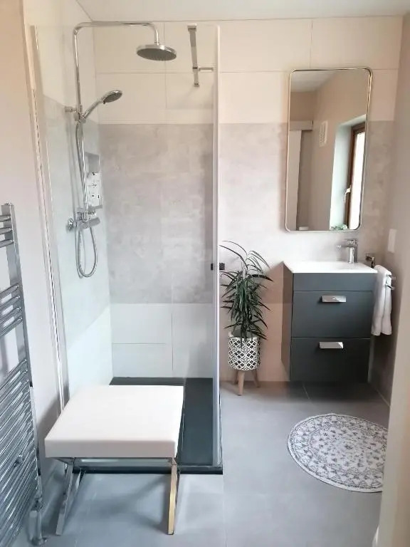 No 12 B&B