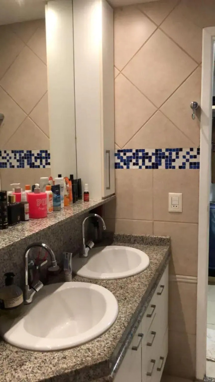 Apartamento de Luxo com 3 Suites em Bairro Nobre