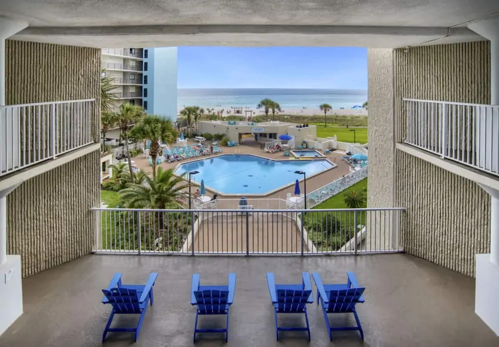 Top of the Gulf 620 Beachfront Couples Retreat