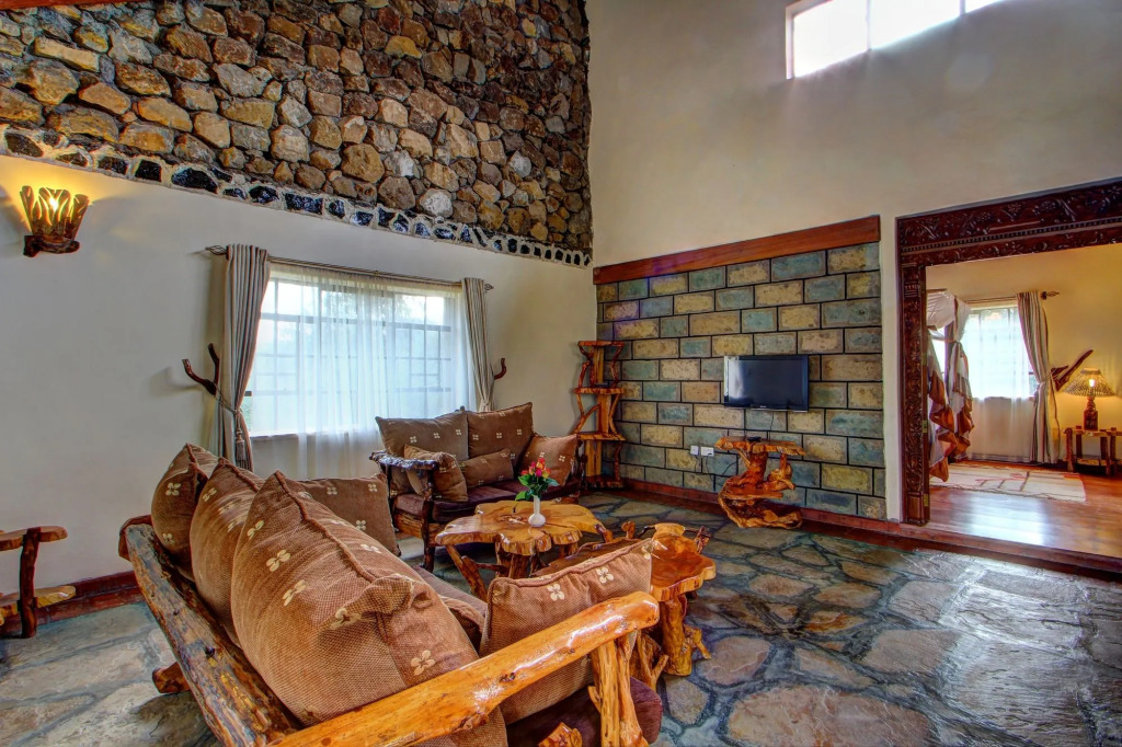 Naivasha Kongoni Lodge - Lakefront Getaway