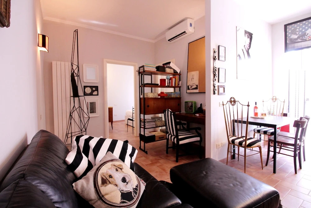 Groovy Rome Art Apartment