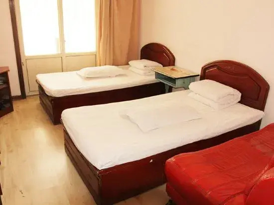 Lingshi Changyuan Inn