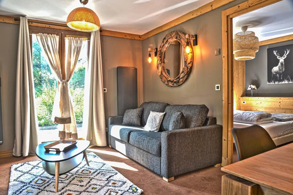 Apartment With 2 Bedrooms in Les Deux Alpes, With Wonderful Mountain View, Terrace and Wifi - 50 m From the Slopes