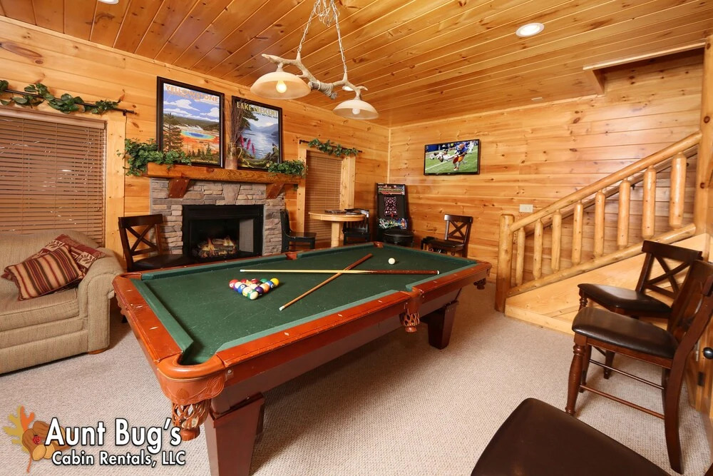 Big Daddy Bear 545 - Five Bedroom Cabin