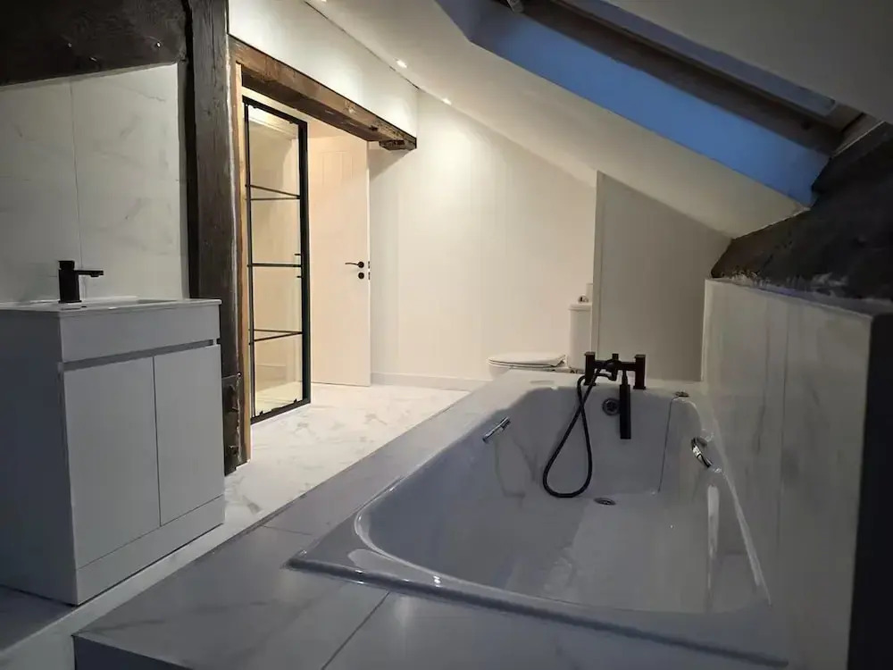 Liverpool Penthouse - Sleeps 8 - City Centre