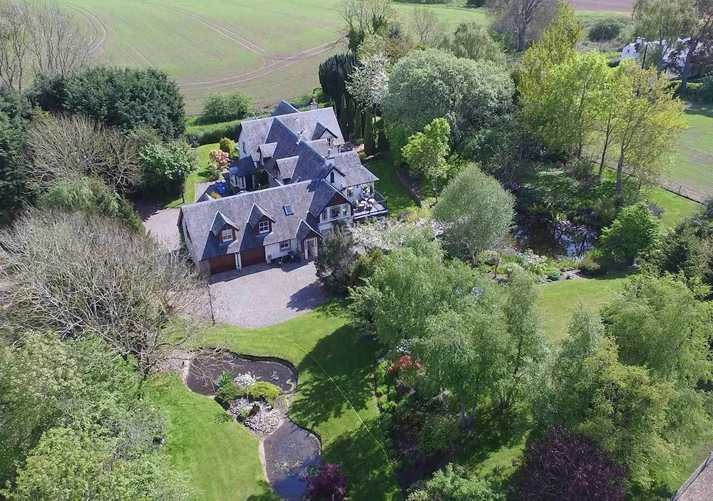 Lawburn House