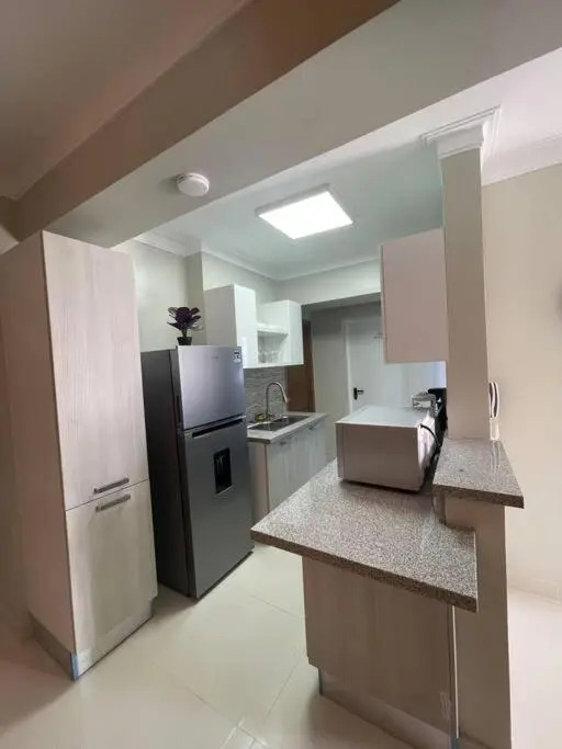 City View 2Br Downtown Stylish Sleeps 4 +WiFi+ Gym