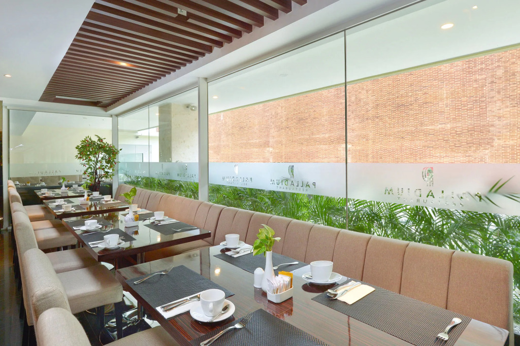 Platinum Adisucipto Hotel & Conference Center