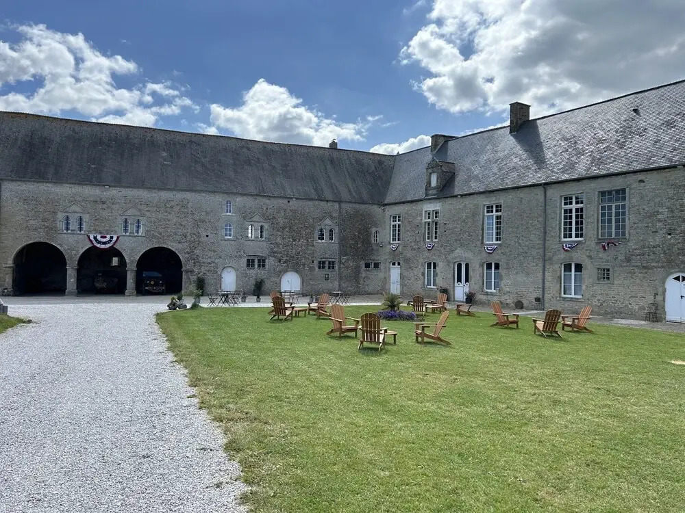 CHÂTEAU DE FRANQUETOT & D Day Collins Museum