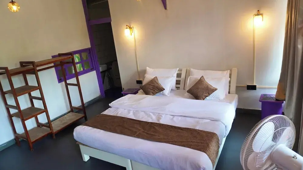 Hotel YAN Residency Bhimtal - Nainital