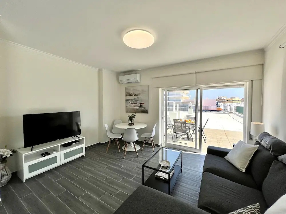 Quarteira Ocean Breeze 1 With Pool