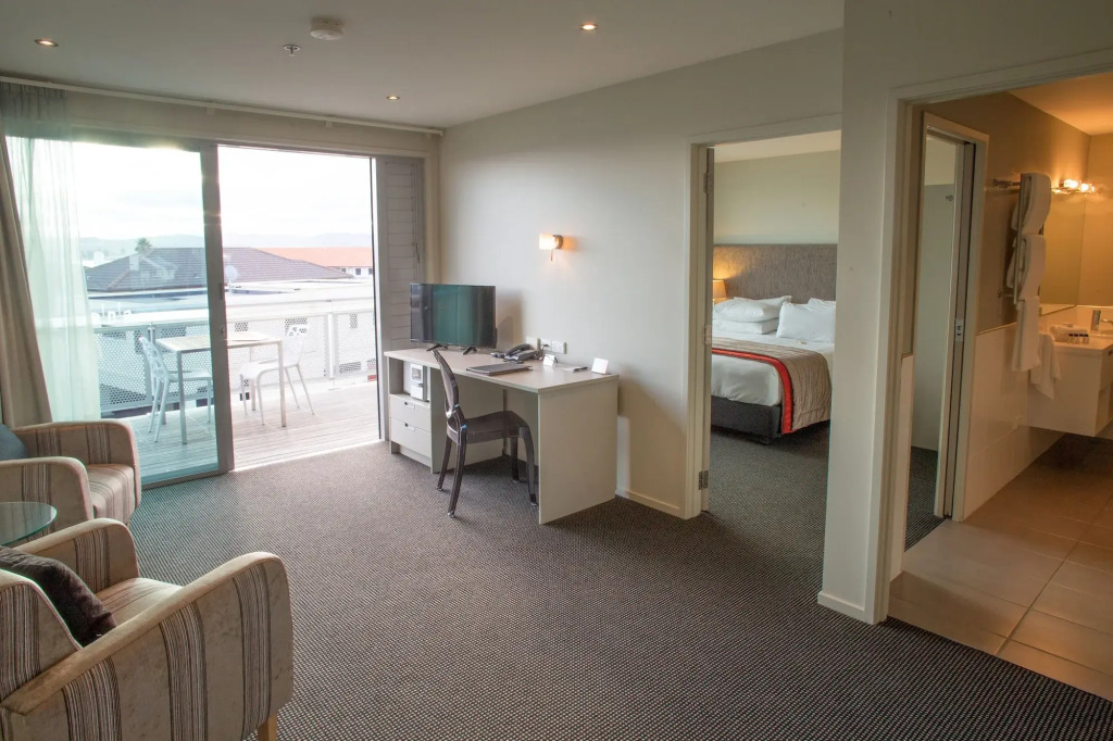 The Crown Hotel