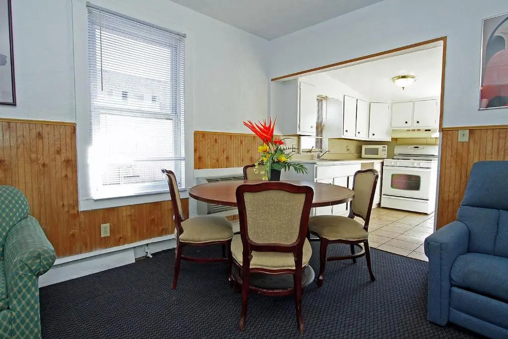 Shore Beach Houses - 119 F Franklin Avenue