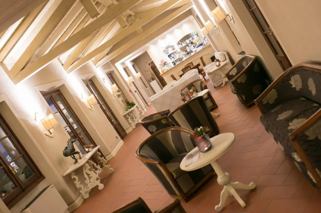 Relaisfranciacorta