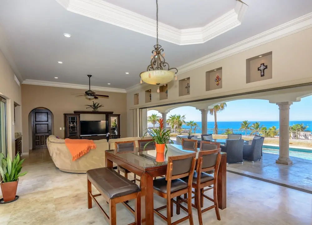 Cabo Hacienda w/ Private Pool & Rooftop Terrace