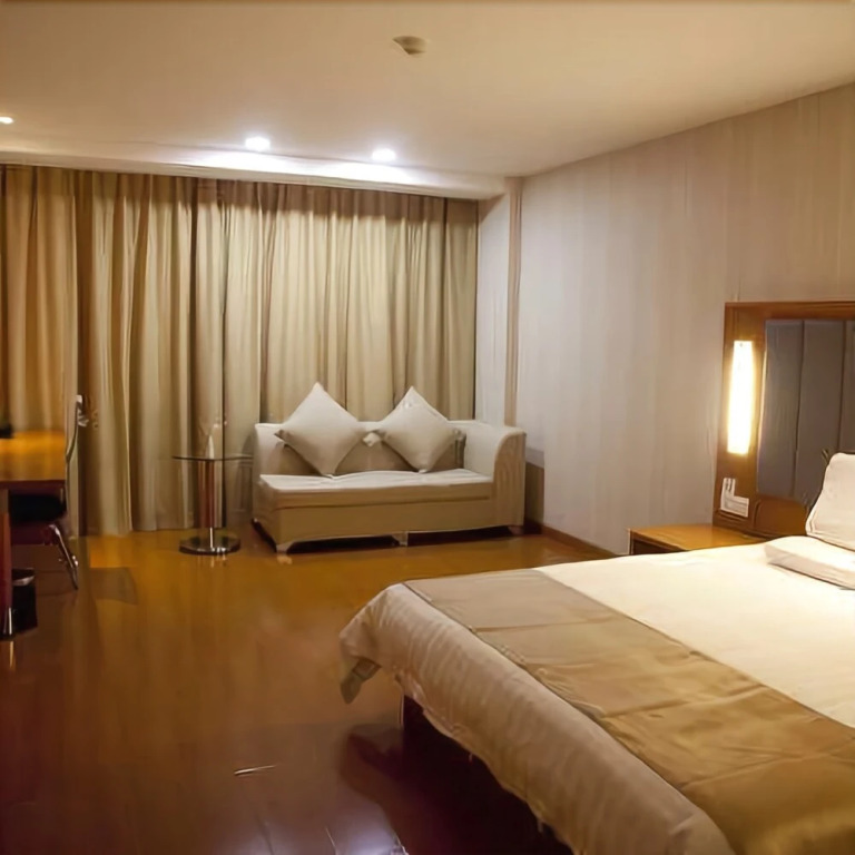 Nanrong Quanji Hotel