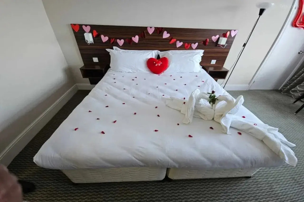 Palms Hotel & Retreat By Palette London Romford
