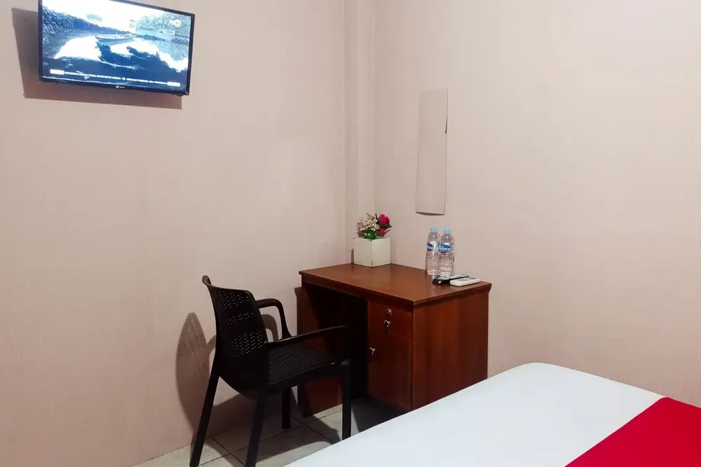RedDoorz at Hotel Island Bengkulu