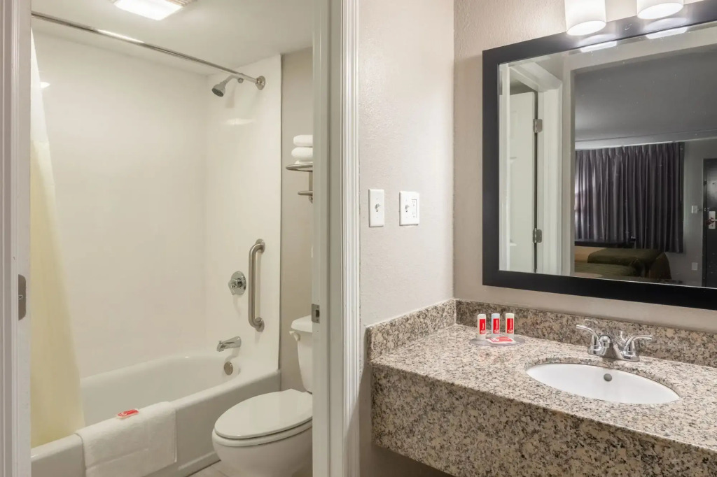 Econo Lodge East Ridge