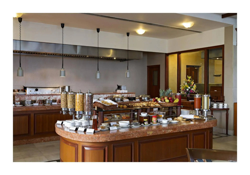 Jehan Numa Palace Hotel